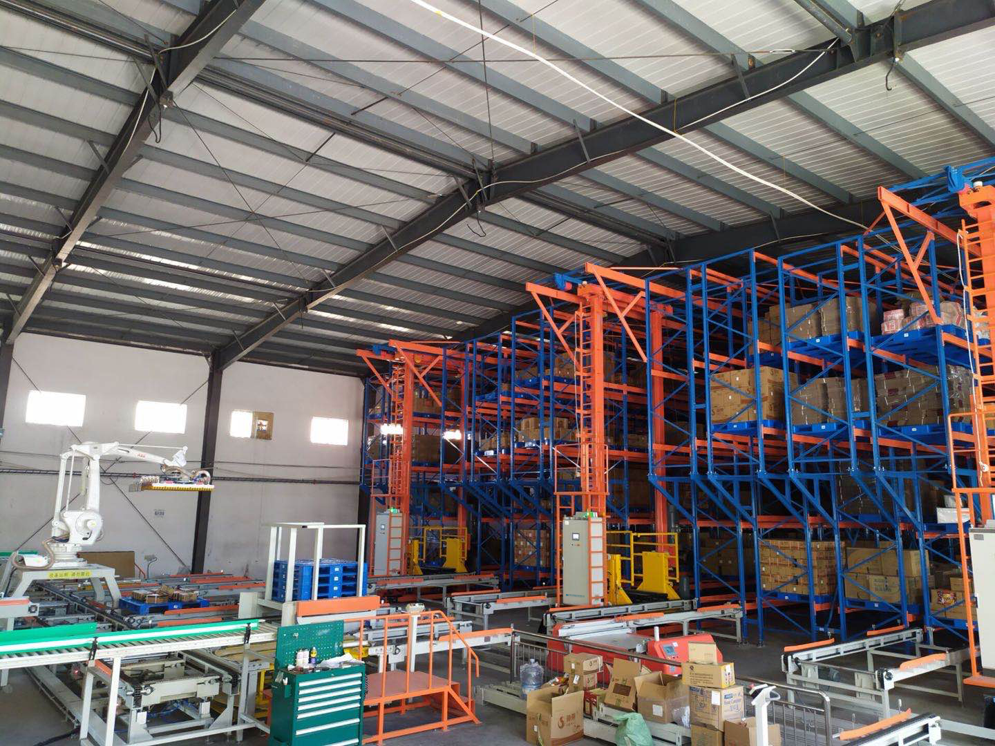 X5-DS1T1托盤型常規堆垛機1000kg